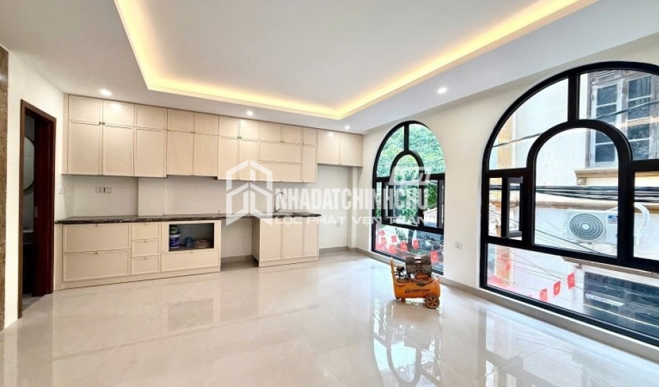 XUÂN ĐỈNH 40M2 6 TẦNG MT 5.7M - THANG MÁY - Ô TÔ VÀO NHÀ - NGÕ THÔNG - GẦN NGOẠI GIAO ĐOÀN